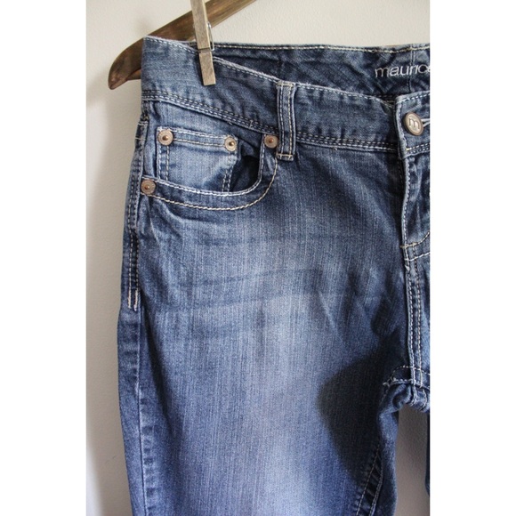 Maurices Medium Wash Boot Cut Jeans 9/10 REG Preowned - Picture 2 of 9
